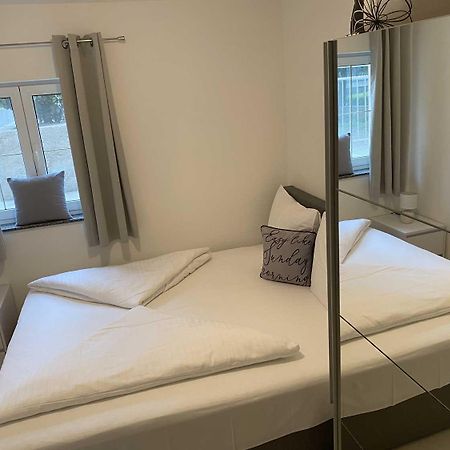 Adrian-Apartments-51511-Malinska-Otok-Krk Primorska 21 Екстериор снимка