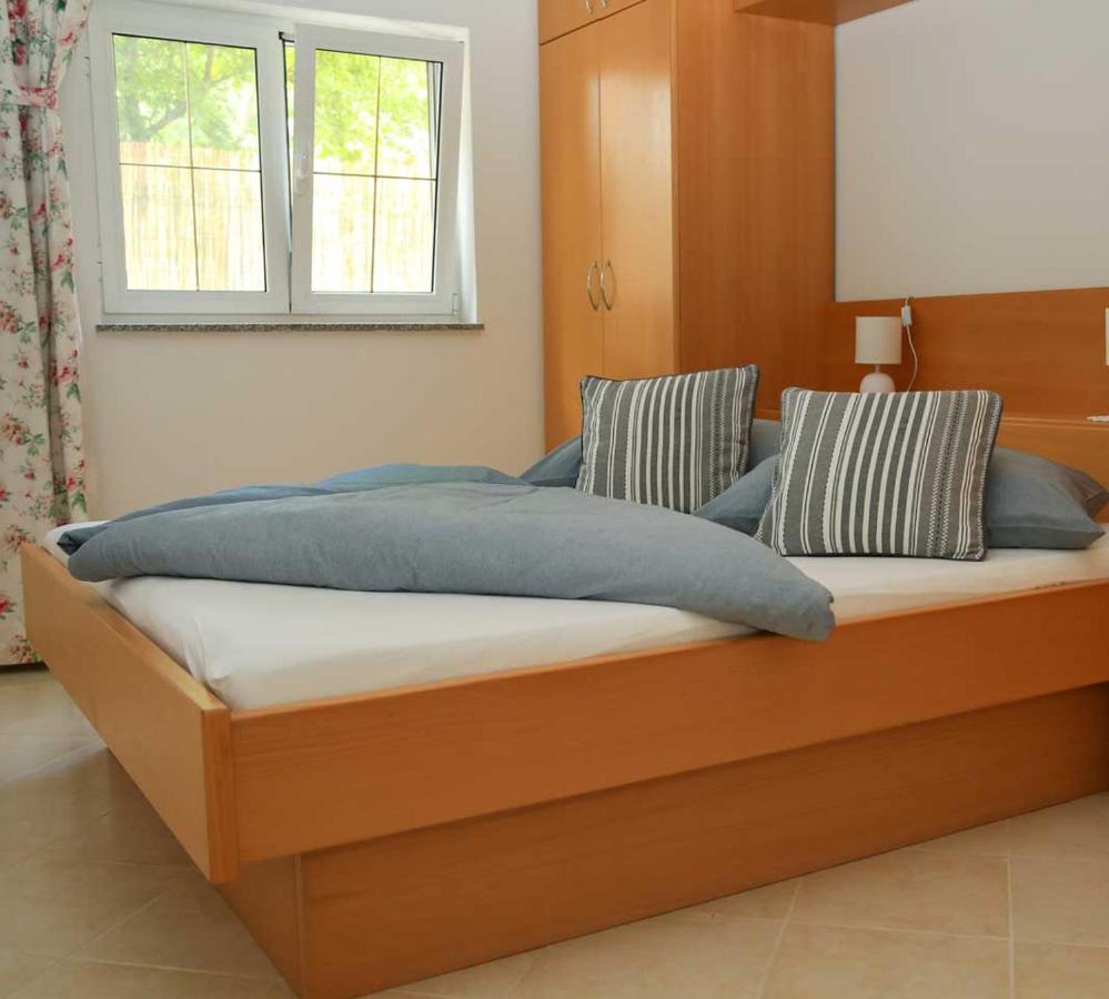 Adrian-Apartments-51511-Malinska-Otok-Krk Primorska 21 Екстериор снимка